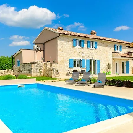 Villa San - Family Stone House *