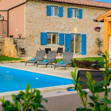 Villa San - Family Stone House *
